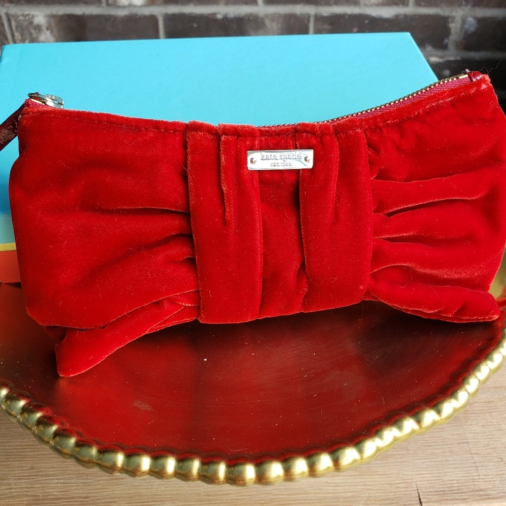 Kate Spade NY NWT NIB Red Velvet Bow Clutch Sm Rosalie in Garnet